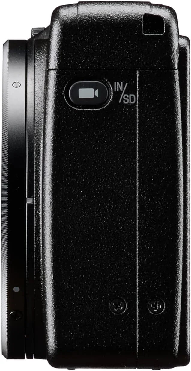 دوربین دیجیتال کامپکت پریمیوم Ricoh GR IV [فاصله کانونی 28 میلی‌متر] [حسگر CMOS سایز APS-C با 25.7 مگاپیکسل] [راه‌اندازی سریع در ~0.6 ثانیه] [فوکوس خودکار سریع] [ISO 204800] [بهترین دوربین عکاسی فوری]