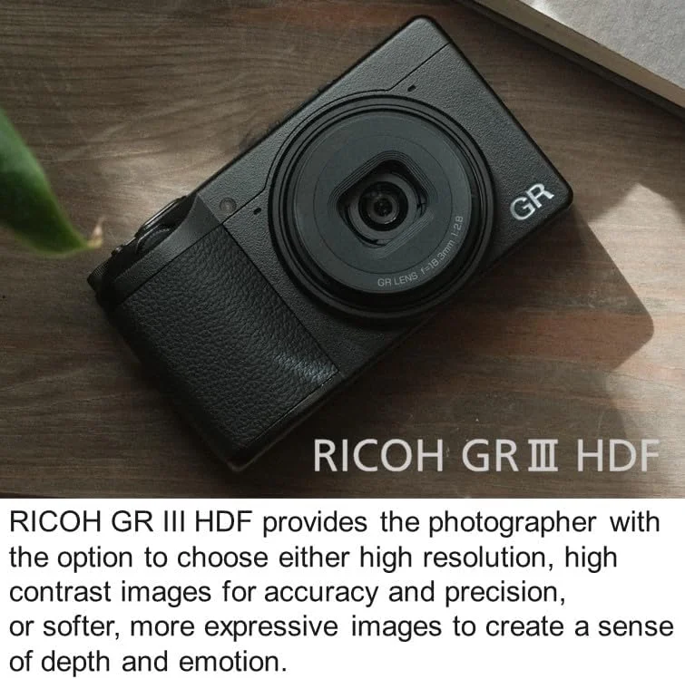دوربین دیجیتال کامپکت ممتاز RICOH GR III HDF با فیلتر پخش نور داخلی، سنسور CMOS سایز APS-C با رزولوشن 24 مگاپیکسل، لنز 28mmF2.8 GR (در فرمت 35 میلی‌متری)