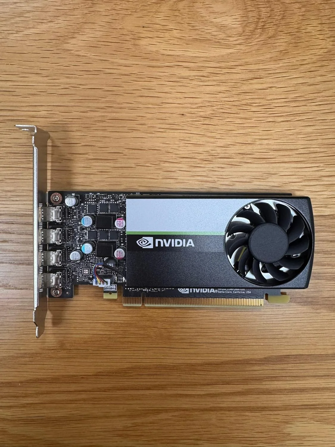 کارت گرافیک PNY Quadro T1000 4GB GDDR6 - بسته بندی عمده کارت گرافیک PNY Quadro T1000 4GB GDDR6 - بسته بندی عمده