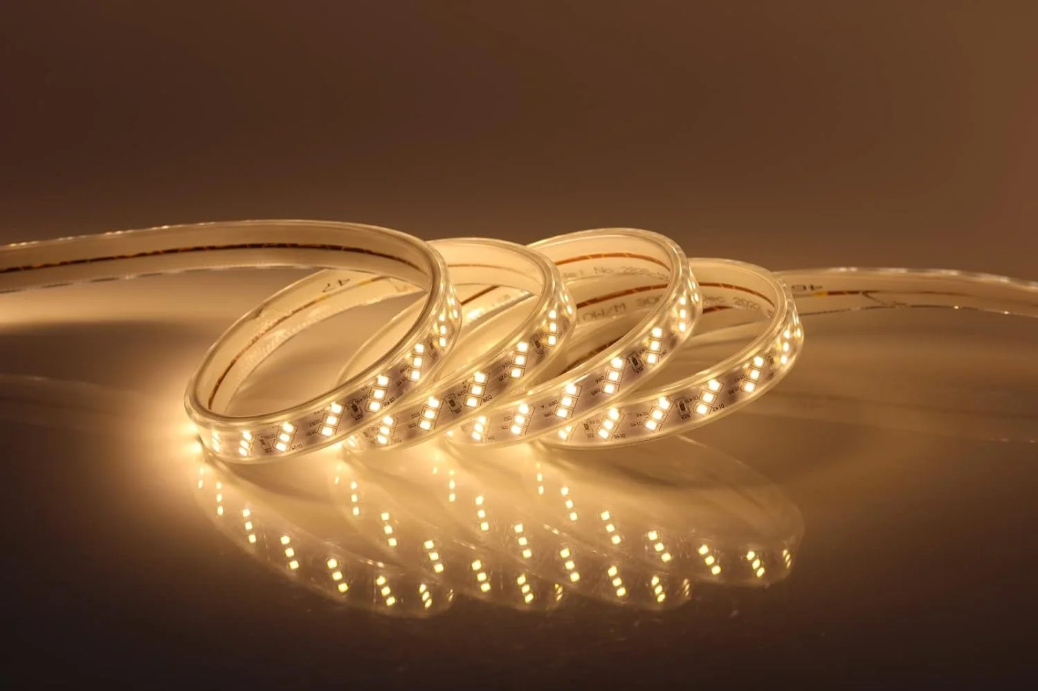 نوار چراغ ال ای دی اَدمور SMD نور گرم 3 لاین 50 متری مناسب فضای داخلی و خارجی، دکوراسیون نورپردازی سقف کاذب (12 میلی متر، سفید گرم) ضد آب و ضد گرد و غبار نوار چراغ ال ای دی اَدمور SMD نور گرم 3 لاین 50 متری مناسب فضای داخلی و خارجی، دکوراسیون نورپردازی سقف کاذب (12 میلی متر، سفید گرم) ضد آب و ضد گرد و غبار