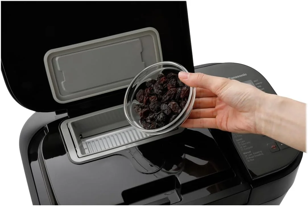 نان ساز پاناسونیک SD-R2530 با 30 برنامه پخت، برنامه های ویژه، بدون گلوتن، 3 اندازه نان قابل انتخاب، تایمر، مشکی نان ساز پاناسونیک SD-R2530 با 30 برنامه پخت، برنامه های ویژه، بدون گلوتن، 3 اندازه نان قابل انتخاب، تایمر، مشکی