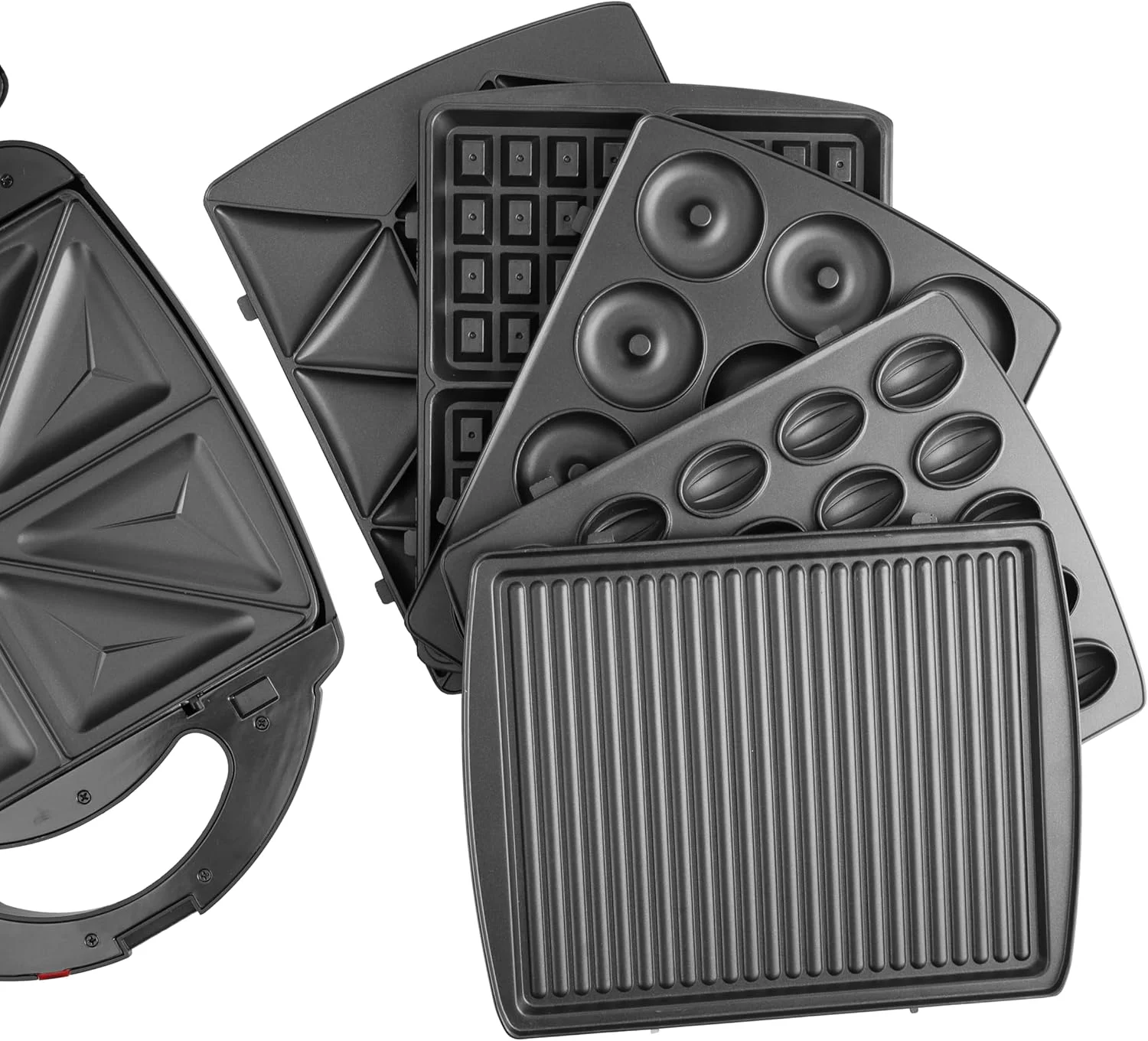 دستگاه اسنک ساز 6 در 1 Geepas مدل GSM36528 | ساندویچ ساز، گریل | وافل ساز، سمبوسه ساز، دونات ساز، صفحه آجیل | نچسب | 1400 وات | صفحات چندگانه جداشدنی | مشکی و نقره ای | 2 سال گارانتی