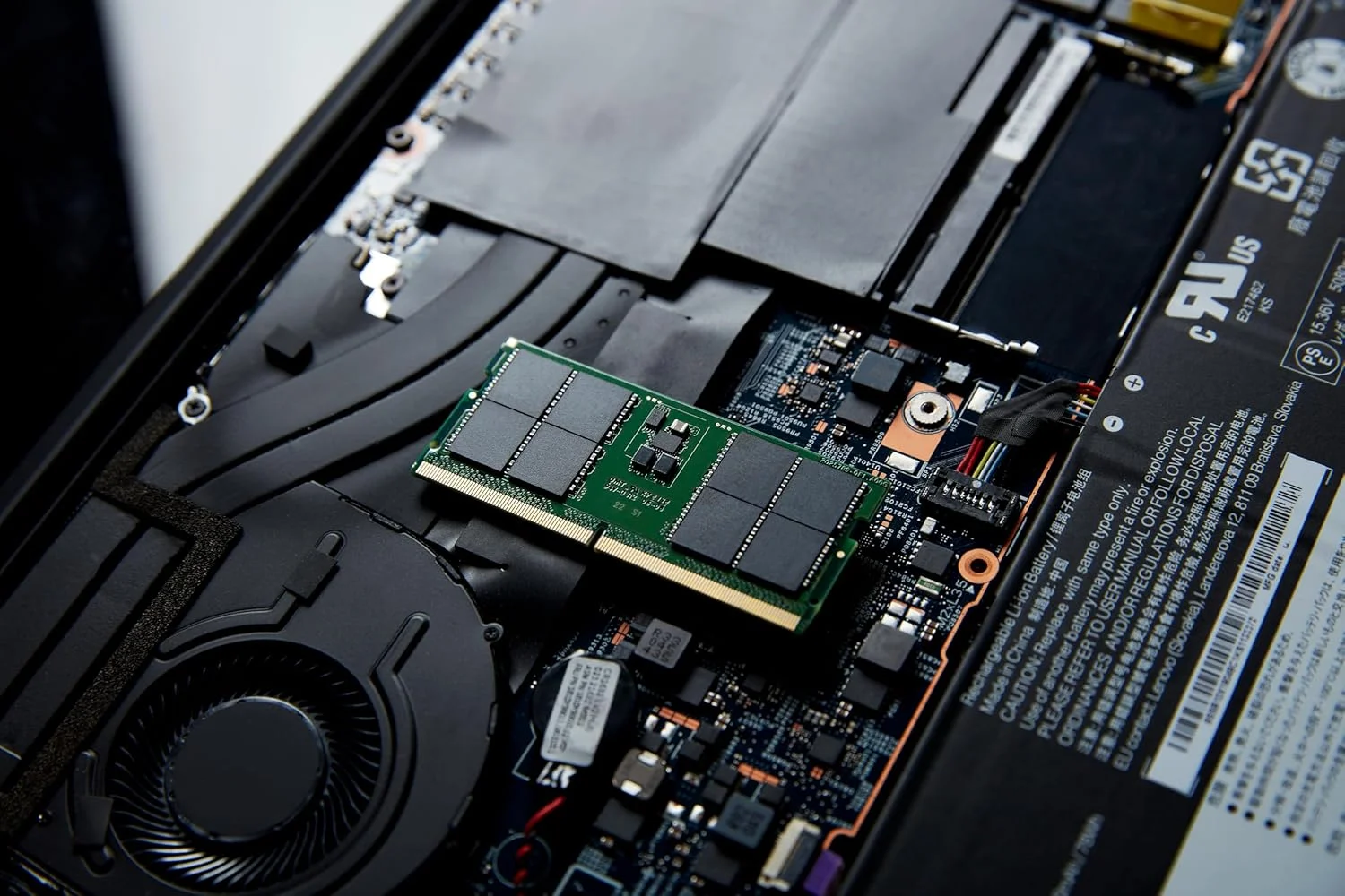 رم کینگستون 8 گیگابایت DDR5 5600MTs Non ECC SODIMM