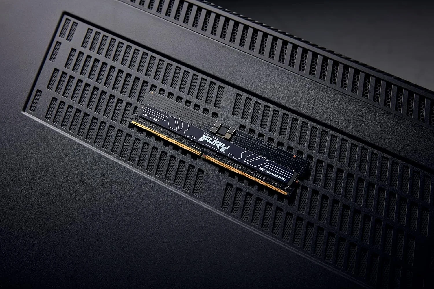 کینگستون FURY Renegade Pro XMP 64GB 6000MT/s DDR5 ECC Reg CL32 DIMM حافظه اورکلاک پذیر ECC رجیستر شده DIMMKit چهارتایی - KF560R32RBK4-64 کینگستون FURY Renegade Pro XMP 64GB 6000MT/s DDR5 ECC Reg CL32 DIMM حافظه اورکلاک پذیر ECC رجیستر شده DIMMKit چهارتایی - KF560R32RBK4-64