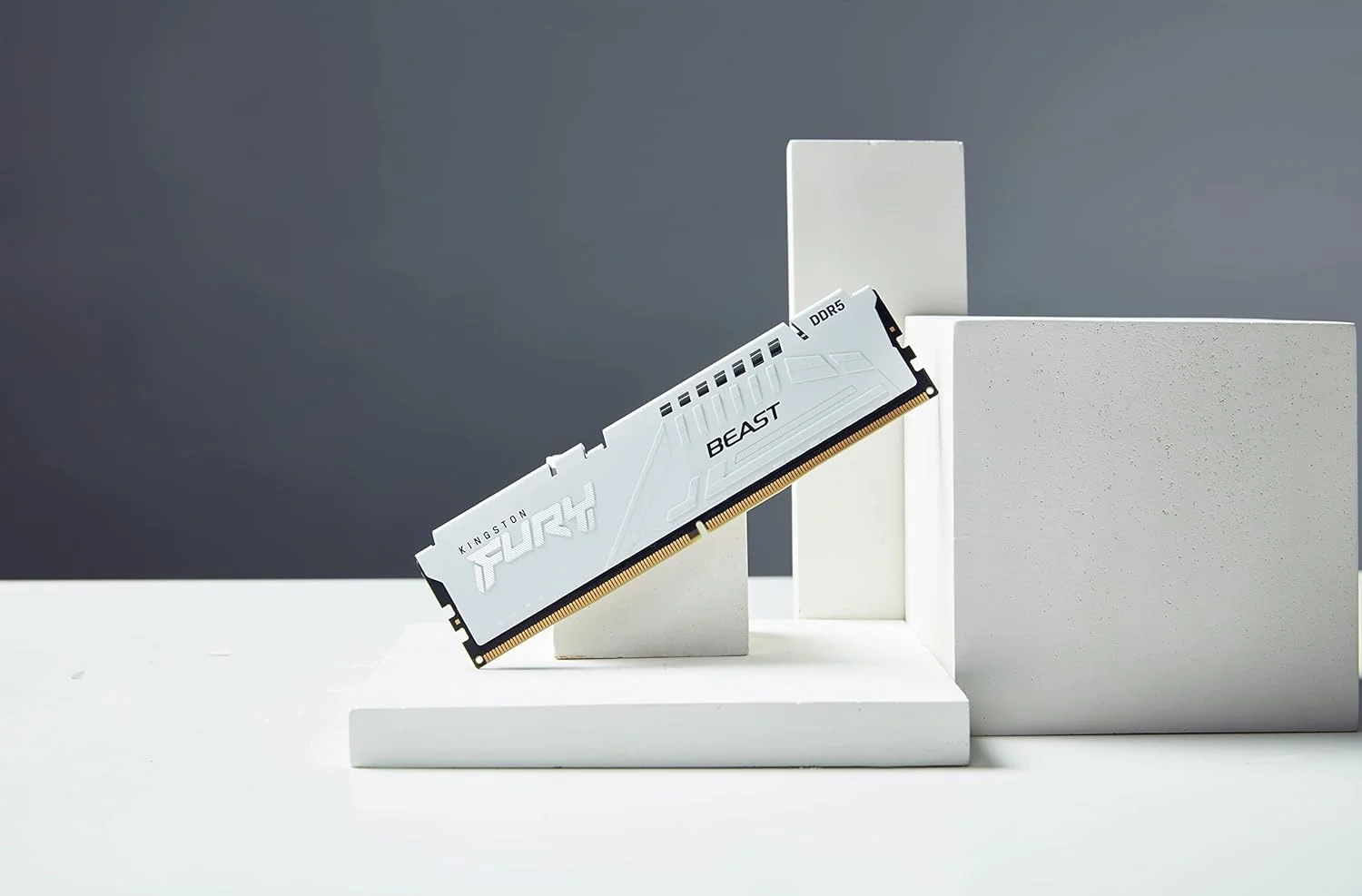 کینگستون تکنولوژی Kingston Fury Beast White 64GB (2x32GB) 5200MT/s CL36 DDR5 Expo DIMM | اورکلاک | پلاگ اند پلی | AMD Expo | کیت 2 عددی | KF552C36BWEK2-64 کینگستون تکنولوژی Kingston Fury Beast White 64GB (2x32GB) 5200MT/s CL36 DDR5 Expo DIMM | اورکلاک | پلاگ اند پلی | AMD Expo | کیت 2 عددی | KF552C36BWEK2-64