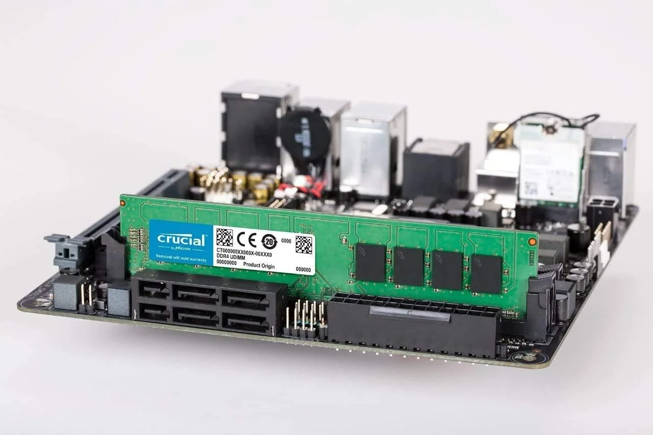 رم کامپیوتر کروشیال 8 گیگابایت DDR4 2666 MT/s (PC4-21300) تک کاناله SR x8 DIMM 288-Pin - CT8G4DFS8266 رم کامپیوتر کروشیال 8 گیگابایت DDR4 2666 MT/s (PC4-21300) تک کاناله SR x8 DIMM 288-Pin - CT8G4DFS8266