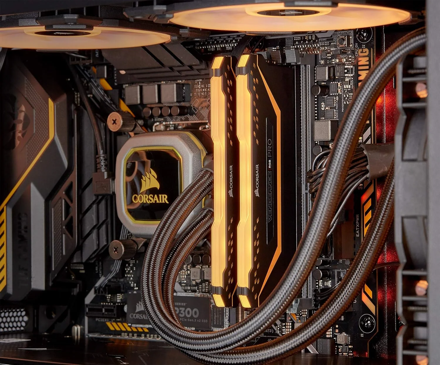 رم کورسیر VENGEANCE RGB PRO 16GB (2x8GB) DDR4 3200 (PC4-25600) C16 1.35V - نسخه مشکی TUF