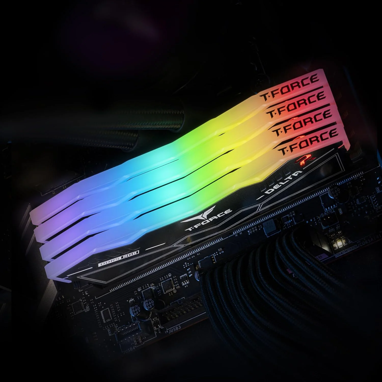 رم دسکتاپ TEAMGROUP T-Force Delta RGB DDR5 با ظرفیت 64 گیگابایت (2x32GB) 6000MHz PC5-48000 CL38 سازگار با Intel XMP 3.0 و AMD Expo مدل FF3D564G6000HC38GDC01