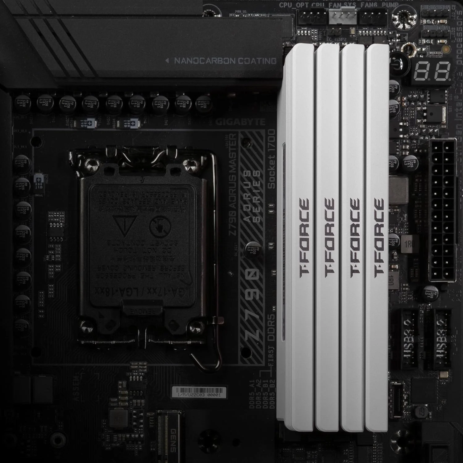 رم دسکتاپ TEAMGROUP T-Force XTREEM DDR5 با ظرفیت 48 گیگابایت (2x24GB) 8000MHz PC5-64000 CL38 M-DIE، سازگار با Intel XMP 3.0 و AMD Expo، سفید مدل FFWD548G8000HC38EDC01 رم دسکتاپ TEAMGROUP T-Force XTREEM DDR5 با ظرفیت 48 گیگابایت (2x24GB) 8000MHz PC5-64000 CL38 M-DIE، سازگار با Intel XMP 3.0 و AMD Expo، سفید مدل FFWD548G8000HC38EDC01