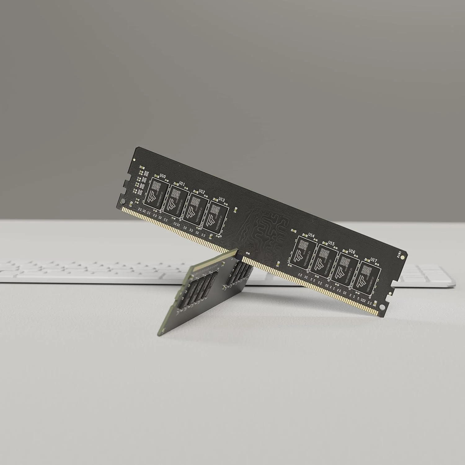 کیت 16 گیگابایتی (2x8GB) Timetec DDR4 2400MHz PC4-19200 Non-ECC Unbuffered 1.2V CL17 1Rx8 Single Rank 288 Pin UDIMM حافظه رم کامپیوتر رومیزی (کیت 16 گیگابایتی (2x8GB))
