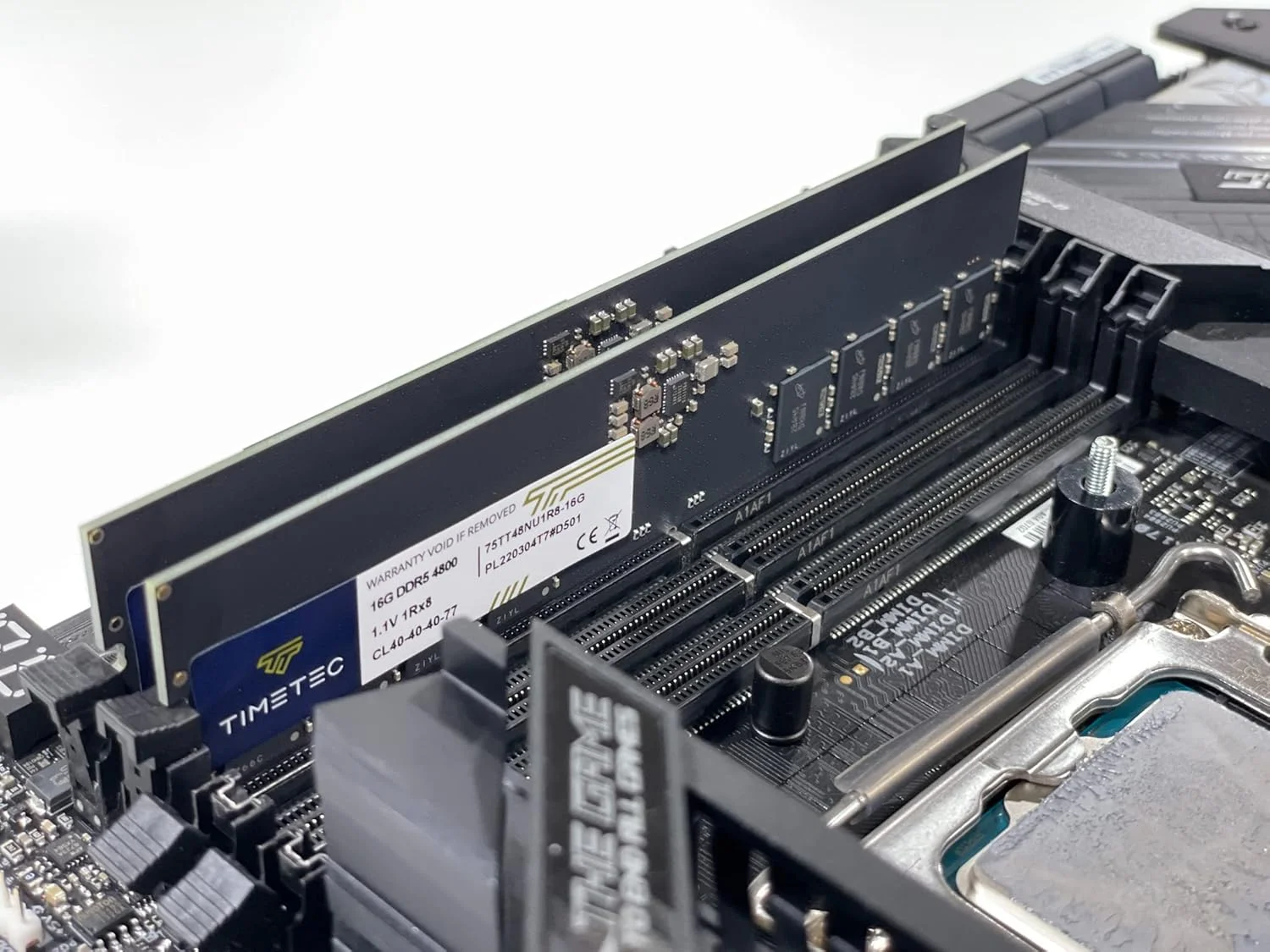 تایمتک 16 گیگابایت DDR5 4800MHz PC5-38400 بدون بافر Non-ECC 1.1V CL40 1Rx8 تک ردیفه 288 پین UDIMM حافظه رم دسکتاپ (16 گیگابایت) تایمتک 16 گیگابایت DDR5 4800MHz PC5-38400 بدون بافر Non-ECC 1.1V CL40 1Rx8 تک ردیفه 288 پین UDIMM حافظه رم دسکتاپ (16 گیگابایت)