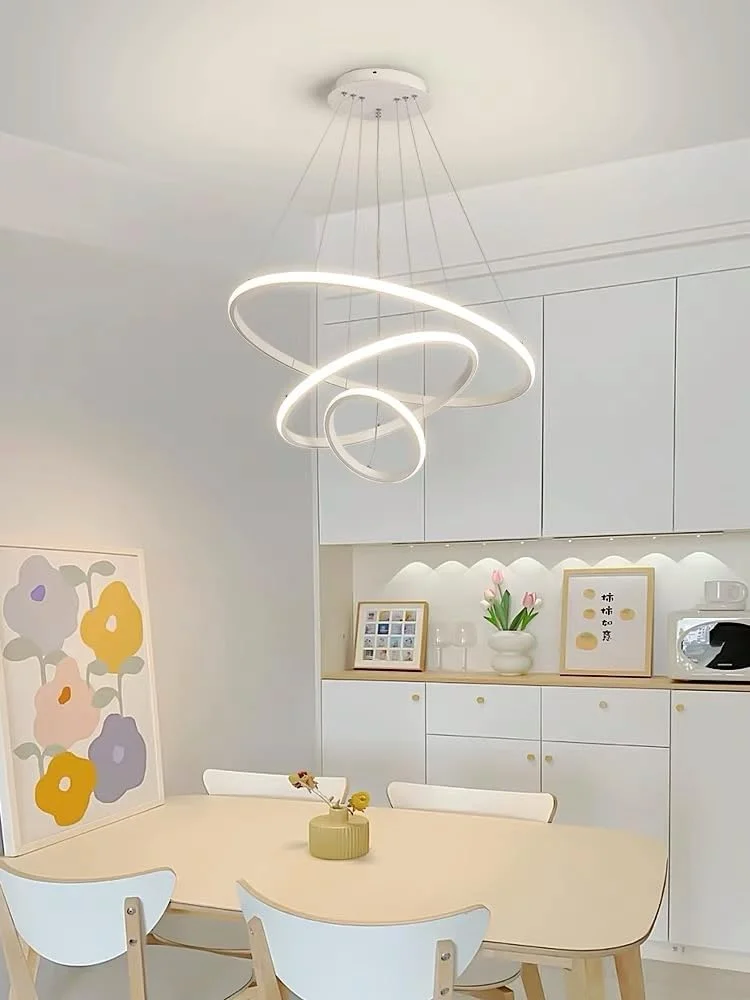 لوستر مدرن LED سه حلقه Forrio®، چراغ آویز LED، مناسب برای روشنایی سقف اتاق نشیمن، آشپزخانه، خانه روستایی، لوستر با ارتفاع قابل تنظیم برای اتاق غذاخوری، اتاق خواب، راهرو (سفید) لوستر مدرن LED سه حلقه Forrio®، چراغ آویز LED، مناسب برای روشنایی سقف اتاق نشیمن، آشپزخانه، خانه روستایی، لوستر با ارتفاع قابل تنظیم برای اتاق غذاخوری، اتاق خواب، راهرو (سفید)