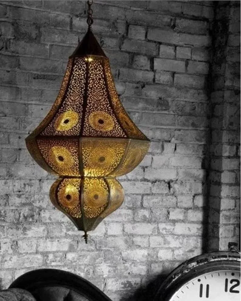 چراغ آویز سقفی مراکشی دست ساز دکور افر مدل گلد، لوستر دکوراسیون منزل، چراغ آویز مدرن چراغ آویز سقفی مراکشی دست ساز دکور افر مدل گلد، لوستر دکوراسیون منزل، چراغ آویز مدرن