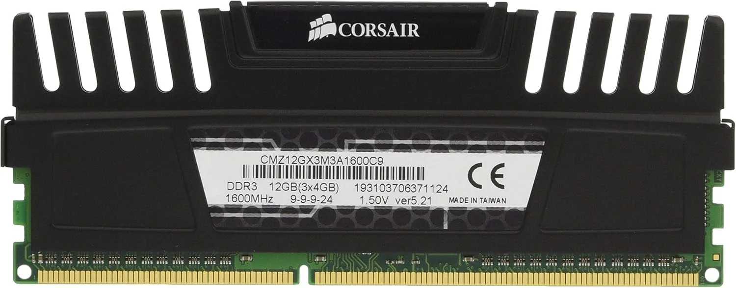کیت حافظه دسکتاپ Corsair Vengeance Series 12GB (3x4GB) DIMM DDR3 1600 (PC3-12800) C9 1.5V - مشکی