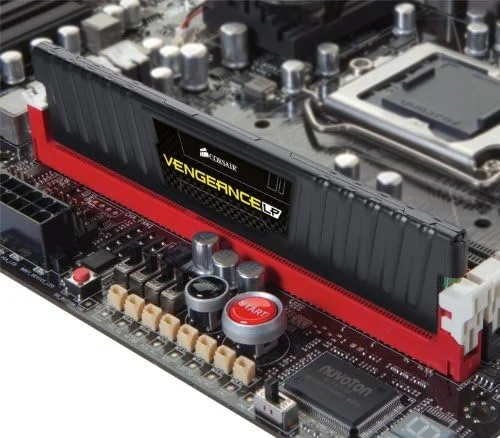 کیت حافظه دسکتاپ کرسیر Vengeance LP Series با ظرفیت 4 گیگابایت (1x4GB) DIMM DDR3 1600 (PC3-12800) C9 1.5V - مشکی