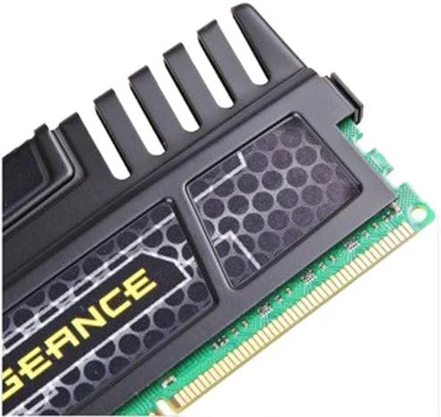 حافظه رم دسکتاپ کرسیر Vengeance مشکی 32 گیگابایت (4x8 گیگابایت) DDR3 1600 مگاهرتز (PC3 12800) (CMZ32GX3M4X1600C10)