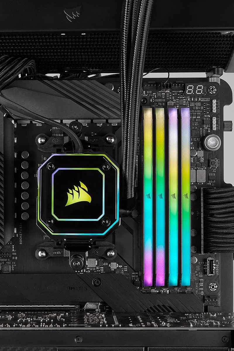 رم دسکتاپ 32 گیگابایتی (4x8GB) CORSAIR VENGEANCE RGB RT DDR4 3600 (PC4-28800) C18 1.35V