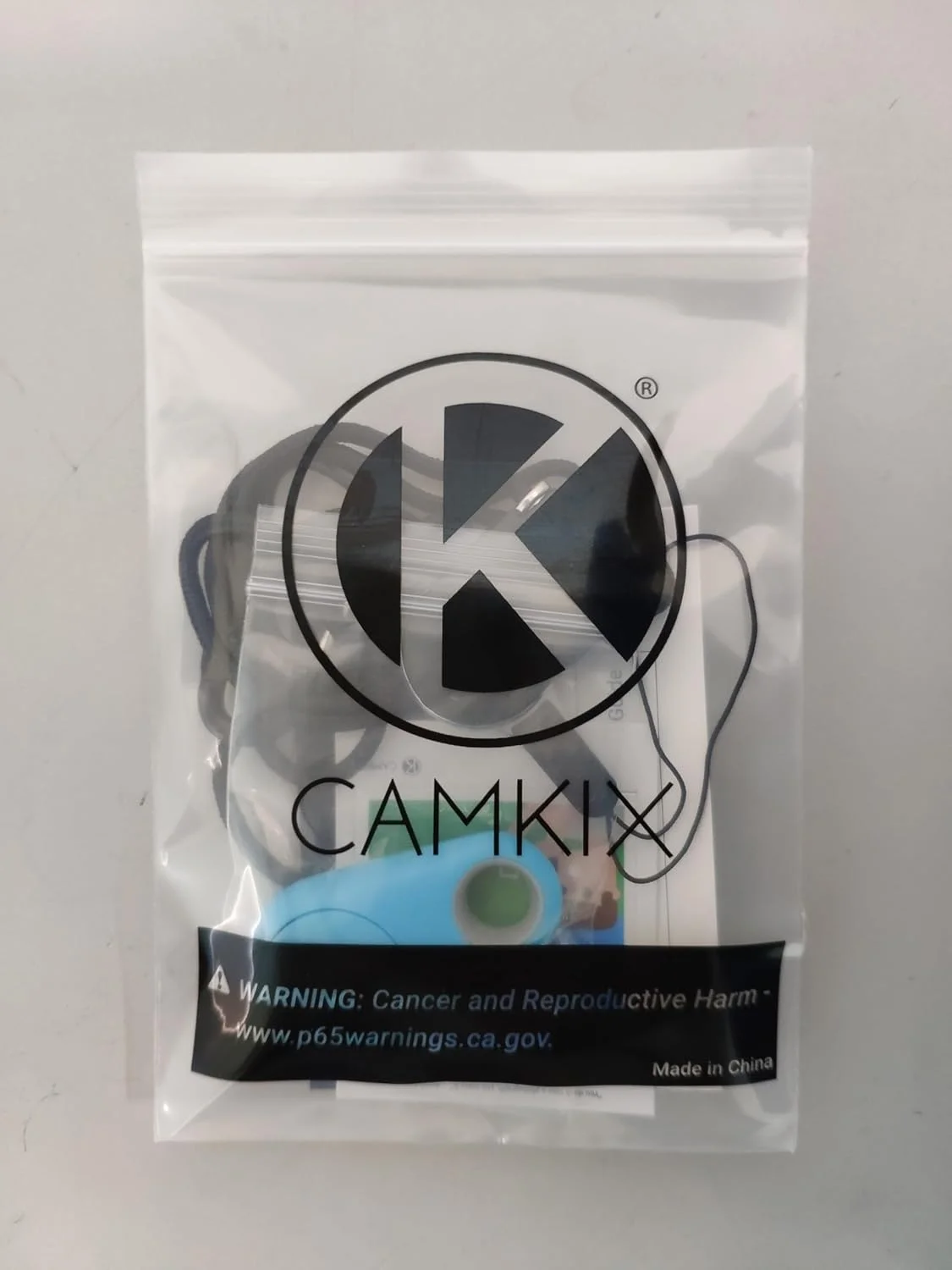 ریموت کنترل شاتر دوربین CamKix با فناوری بی سیم بلوتوث - مدل قطره ای - سازگار با آیفون/اندروید - کنترل تک دکمه - شامل کارابین و بند گردنی با حلقه جداشدنی ریموت کنترل شاتر دوربین CamKix با فناوری بی سیم بلوتوث - مدل قطره ای - سازگار با آیفون/اندروید - کنترل تک دکمه - شامل کارابین و بند گردنی با حلقه جداشدنی