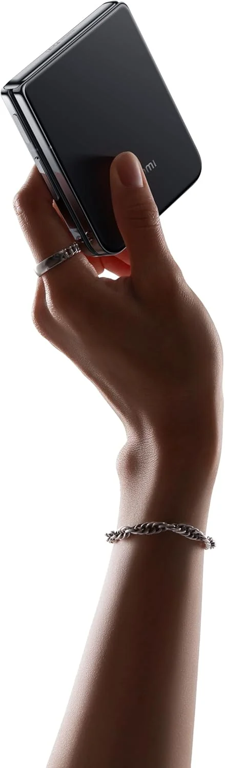 گوشی موبایل شیائومی میکس فلیپ 5G، مشکی (12 گیگابایت رم + 512 گیگابایت حافظه داخلی) | Snapdragon® 8 Gen 3 | نمایشگر دوگانه 6.86 اینچی + 4.01 اینچی 120 هرتز | باتری 4780 میلی آمپر ساعتی | دوربین دوگانه Leica 50+50، دوربین جلو 32 مگاپیکسلی | اسپیکر فضای باز رایگان + سشوار