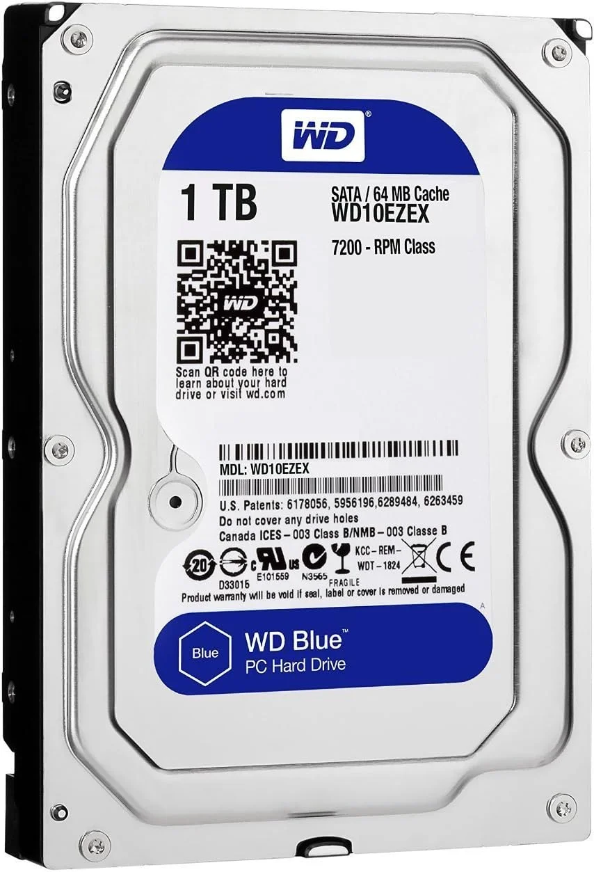 هارد دیسک وسترن دیجیتال (WD) آبی 1 ترابایت، 3.5 اینچ، 5400 تا 7200 دور در دقیقه، SATA3 (6.0 گیگابایت بر ثانیه)، 64 مگابایت حافظه کش، ایده آل برای PC/Mac/CCTV/NAS/DVR/Raid و برنامه های SATA، 1 سال گارانتی (آبی)