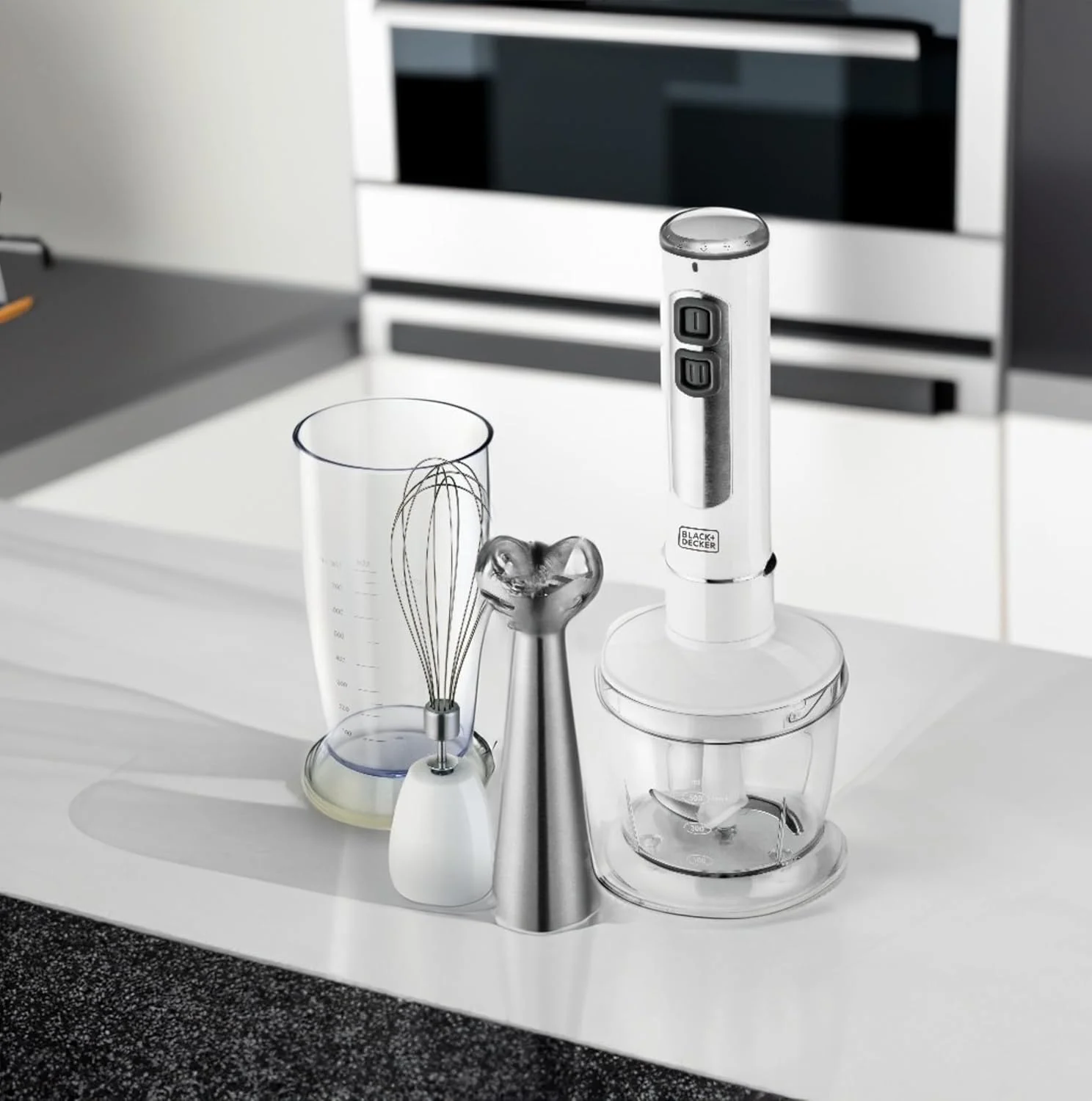 مخلوط کن دستی مشکی و دکر 400 وات 4 در 1 با میله استیل ضد زنگ، خردکن و همزن سفید SB4000-B5، 2 سال گارانتی مخلوط کن دستی مشکی و دکر 400 وات 4 در 1 با میله استیل ضد زنگ، خردکن و همزن سفید SB4000-B5، 2 سال گارانتی