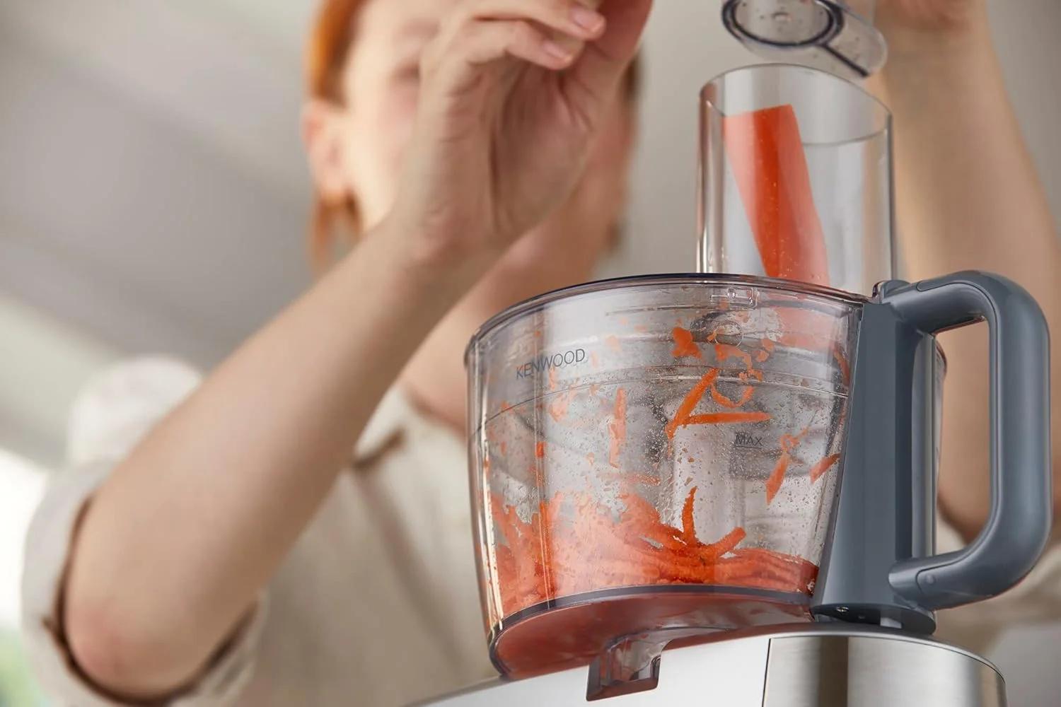 میکسر ایستاده کنوود، غذاساز، ماشین آشپزخانه PROSPERO+ 1000W با کاسه استیل ضد زنگ 4.3 لیتری، K-Beater، همزن، خمیرزن، مخلوط کن شیشه ای، چرخ گوشت، غذاساز، آبمیوه گیری، آسیاب چند منظوره KHC29.W0SI نقره ای