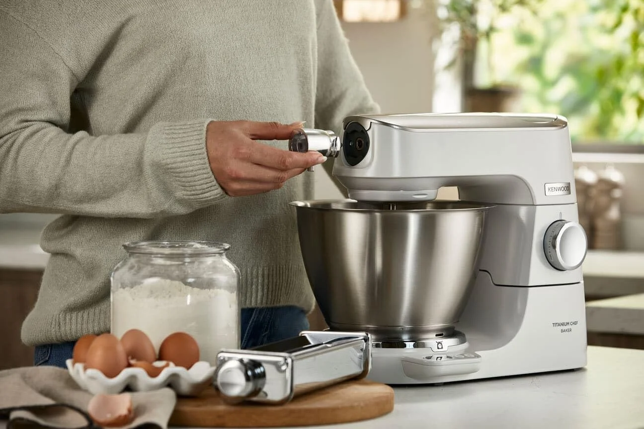 آداپتور میله ای کنوود برای اتصال لوازم جانبی پیچشی سازگار با KENWOOD CHEF - BAKER, COOKING, ELITE, PATISSIER, SENSE, TITANIUM, XL Series Kitchen Machine Stand Mixer KAT002ME نقره ای