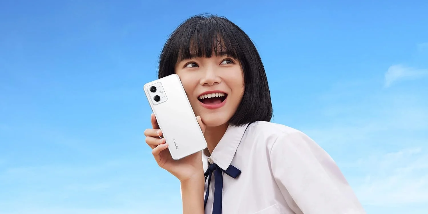 گوشی موبایل شیائومی Redmi Note 12 با حافظه 128 گیگابایت و رم 6 گیگابایت، رنگ سفید قطبی، 5G، دو سیم کارت، دوربین 50 مگاپیکسلی Sony IMX 766 با OIS، پردازنده MediaTek Dimensity 1080، نمایشگر 120 هرتز Pro AMOLED، شارژ 33 واتی، نسخه CN با رام گلوبال