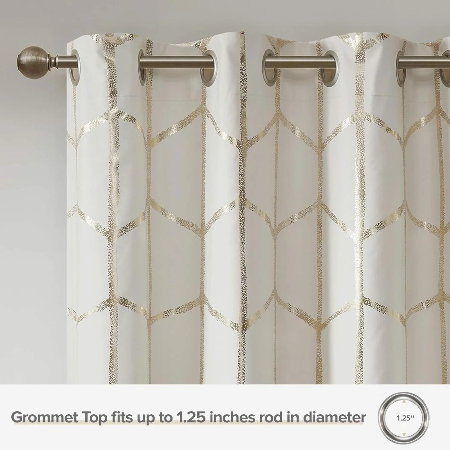 پنل پرده تکی طرحدار متالیک خاموشی کامل Intelligent Design Raina با حلقه، عایق حرارتی و مسدود کننده نور برای اتاق خواب، اتاق نشیمن و خوابگاه، 50x84، عاجی/طلایی 1 عدد پنل پرده تکی طرحدار متالیک خاموشی کامل Intelligent Design Raina با حلقه، عایق حرارتی و مسدود کننده نور برای اتاق خواب، اتاق نشیمن و خوابگاه، 50x84، عاجی/طلایی 1 عدد