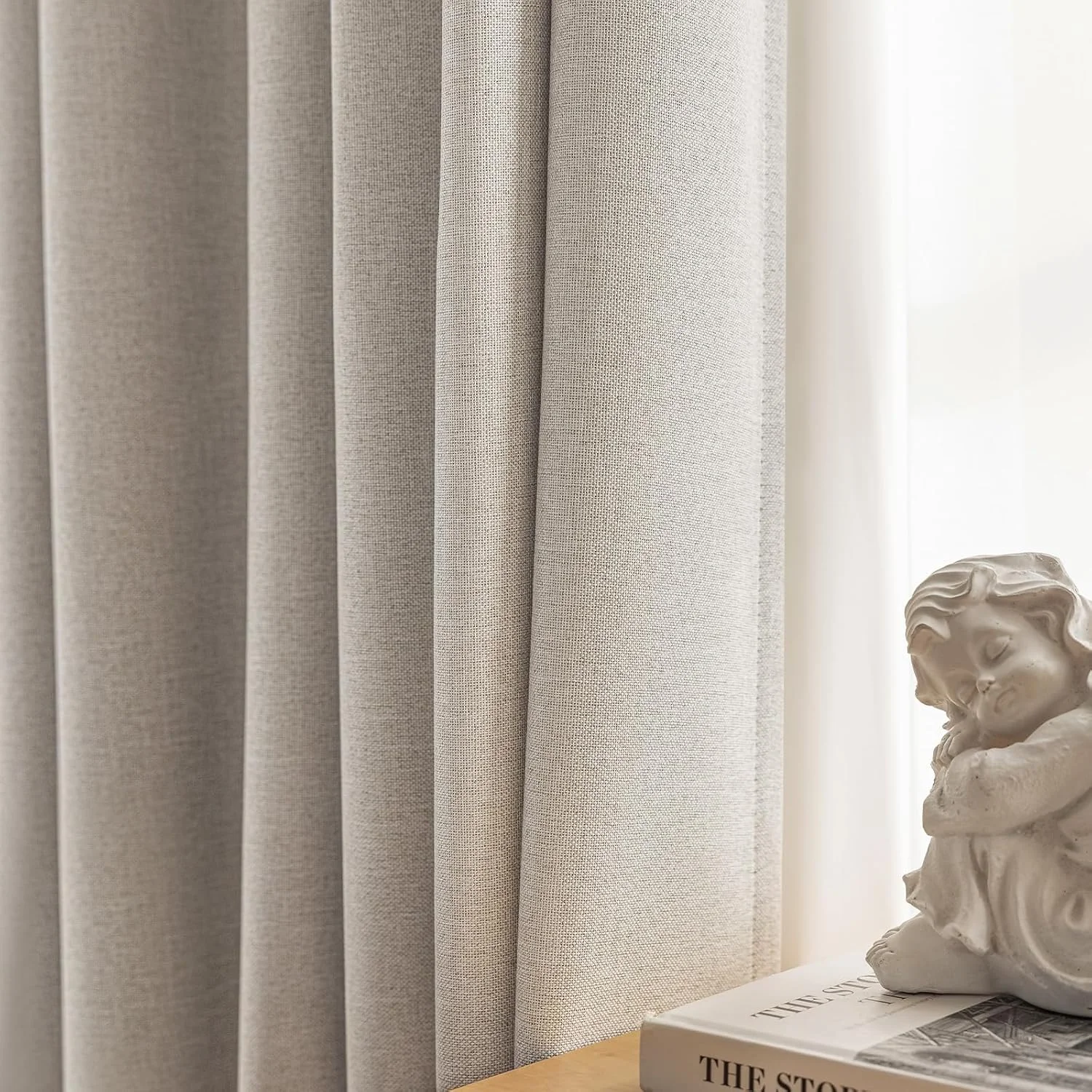 پرده تیره کننده اتاق JINCHAN به طول 244 سانتی متر، پرده طرح کتان مصنوعی برای اتاق نشیمن و اتاق خواب، پرده حرارتی عایق تیره کننده اتاق با حلقه های فلزی در بالا، 2 عدد، رنگ خاکستری مایل به قهوه ای