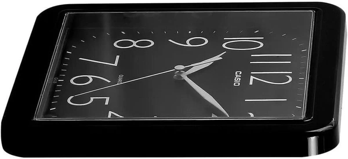 ساعت دیواری کاسیو دکوراسیون منزل آنالوگ مربع شکل صفحه مشکی جنس بدنه رزین IQ-06-1DF ساعت دیواری کاسیو دکوراسیون منزل آنالوگ مربع شکل صفحه مشکی جنس بدنه رزین IQ-06-1DF