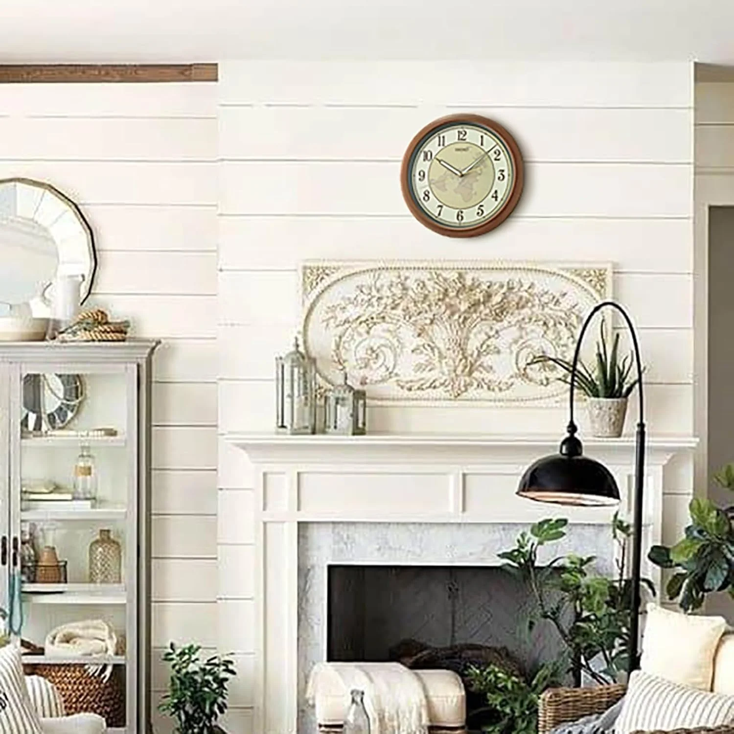 ساعت دیواری بدون صدا تیک تاک سیکو مدل آملیا، 13 اینچ، قهوه ای ساعت دیواری بدون صدا تیک تاک سیکو مدل آملیا، 13 اینچ، قهوه ای