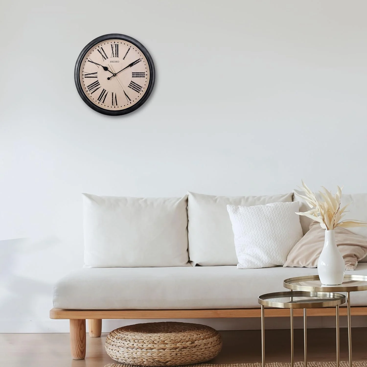 ساعت دیواری مقاوم در برابر آب پاشیدگی سیکو مدل QXA771JLH با قطر 16 اینچ، عاجی