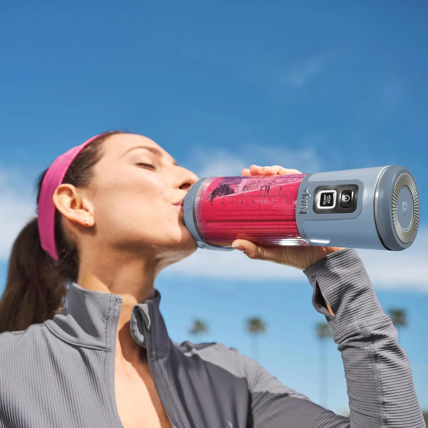 مخلوط کن قابل حمل نینجا بلاست BC151EUNV / مخلوط کن / اسموتی ساز، لیوان 530 میلی لیتری، درب ضد نشت، میکسر کوچک قدرتمند، بی سیم و قابل شارژ، خرد کردن یخ و میوه، آبی مخلوط کن قابل حمل نینجا بلاست BC151EUNV / مخلوط کن / اسموتی ساز، لیوان 530 میلی لیتری، درب ضد نشت، میکسر کوچک قدرتمند، بی سیم و قابل شارژ، خرد کردن یخ و میوه، آبی