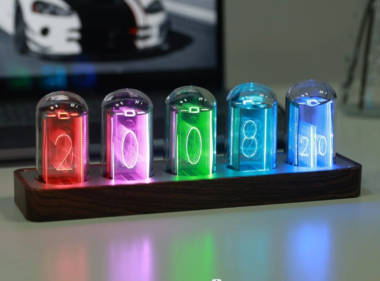 ساعت رومیزی دیجیتال چوبی ClocTeck Nixie Tube برای اتاق خواب، پشتیبانی از کالیبراسیون زمان Wi-Fi، زنگ هشدار، نمایش 12/24 ساعته، بدون نیاز به مونتاژ - یک هدیه رترو برای تزئین میز و اتاق خواب شما