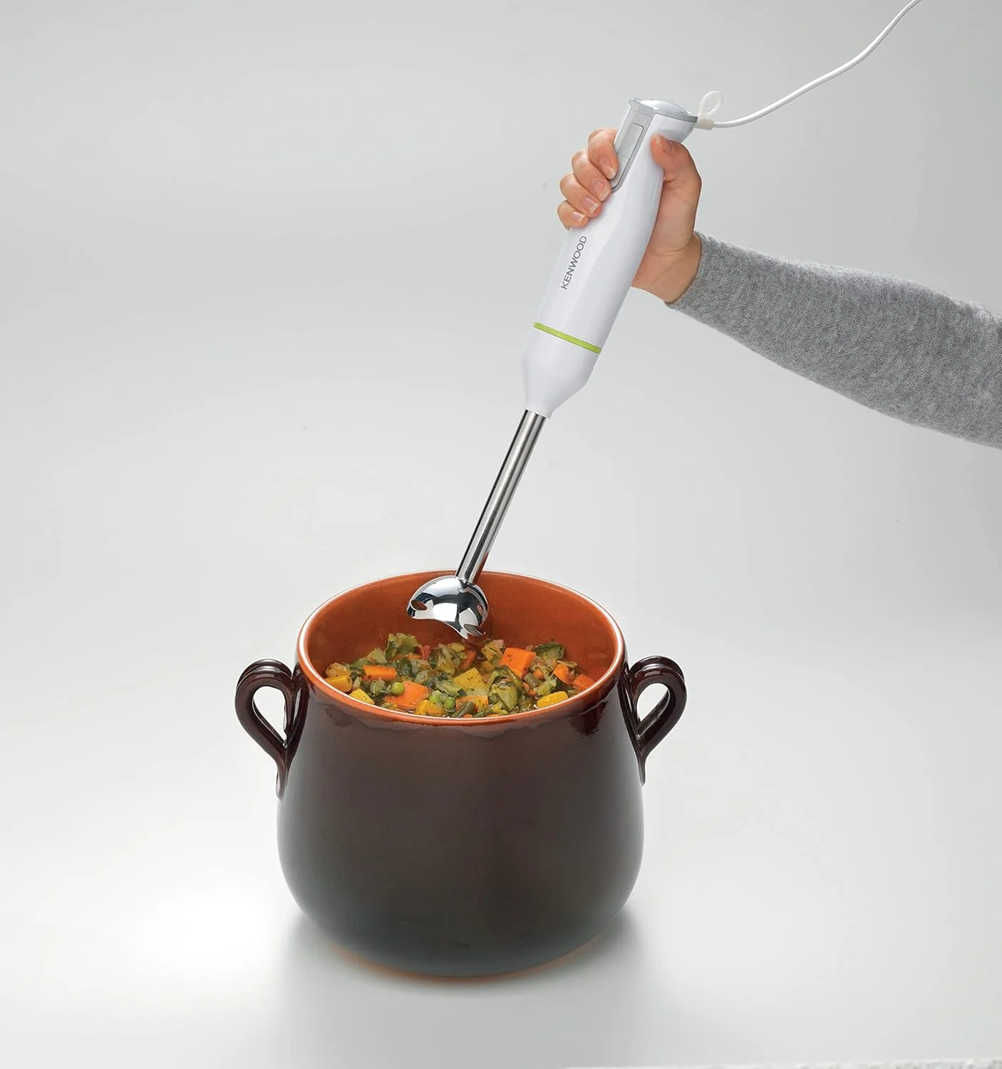 مخلوط کن دستی KENWOOD با میله فلزی 600 وات، دارای لیوان مدرج، عملکرد توربو، قابل جدا شدن برای تمیز کردن آسان مدل HBM02.001WH سفید/نقره ای مخلوط کن دستی KENWOOD با میله فلزی 600 وات، دارای لیوان مدرج، عملکرد توربو، قابل جدا شدن برای تمیز کردن آسان مدل HBM02.001WH سفید/نقره ای