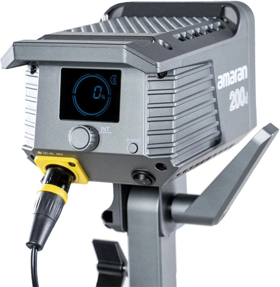 نور ال ای دی 200 وات APUTURE AMARAN 200D نور ال ای دی 200 وات APUTURE AMARAN 200D