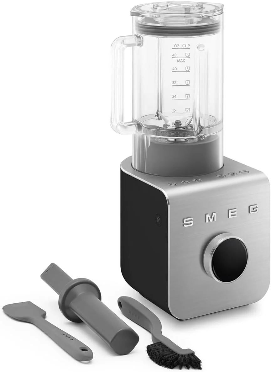 مخلوط کن حرفه ای و پرقدرت SMEG BLC01 – پارچ 1.5 لیتری Tritan™، 9 تنظیم سرعت، تیغه های استیل ضد زنگ، طراحی مدرن، موتور قدرتمند 1250 واتی برای اسموتی، سوپ و موارد دیگر