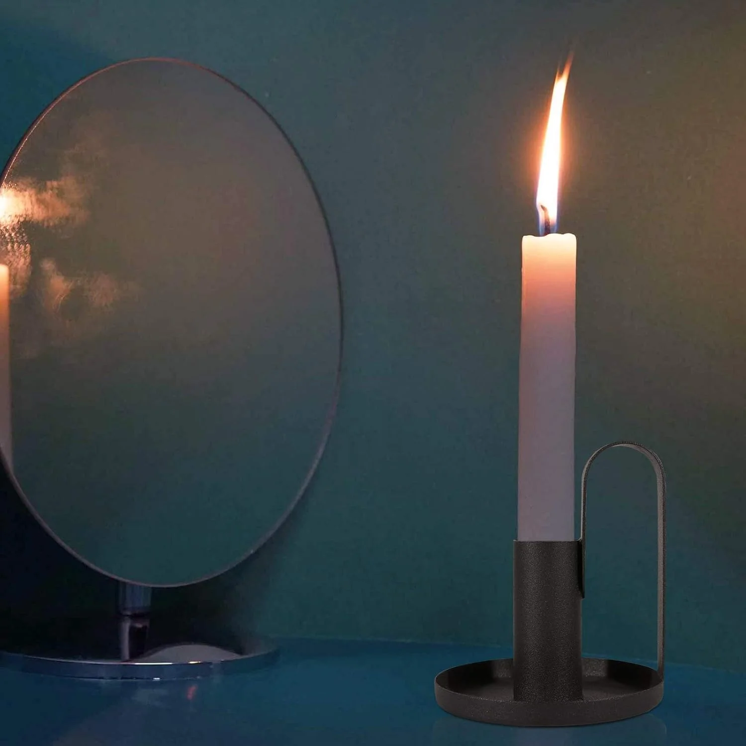 ست جا شمعی KASTWAVE، 2 عدد صفحه آهنی با دستگیره، پایه شمعدان برای شمع های باریک دیوالی، پایه شمعدان برای تزئین میز ناهار خوری جشن عروسی (مشکی) ست جا شمعی KASTWAVE، 2 عدد صفحه آهنی با دستگیره، پایه شمعدان برای شمع های باریک دیوالی، پایه شمعدان برای تزئین میز ناهار خوری جشن عروسی (مشکی)