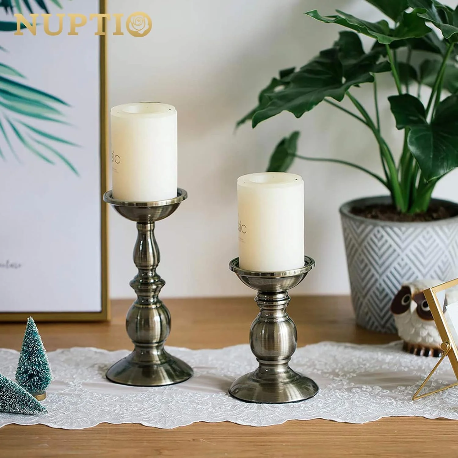 جاشمعی های فلزی برنزی Nuptio، بسته 2 عددی، مناسب شمع های با قطر 3 اینچ، مناسب برای دکوراسیون میز عروسی، پایه شمعدان، ایده آل برای عروسی ها، مراسم خاص و مهمانی ها (برنزی، کوچک + بزرگ) جاشمعی های فلزی برنزی Nuptio، بسته 2 عددی، مناسب شمع های با قطر 3 اینچ، مناسب برای دکوراسیون میز عروسی، پایه شمعدان، ایده آل برای عروسی ها، مراسم خاص و مهمانی ها (برنزی، کوچک + بزرگ)