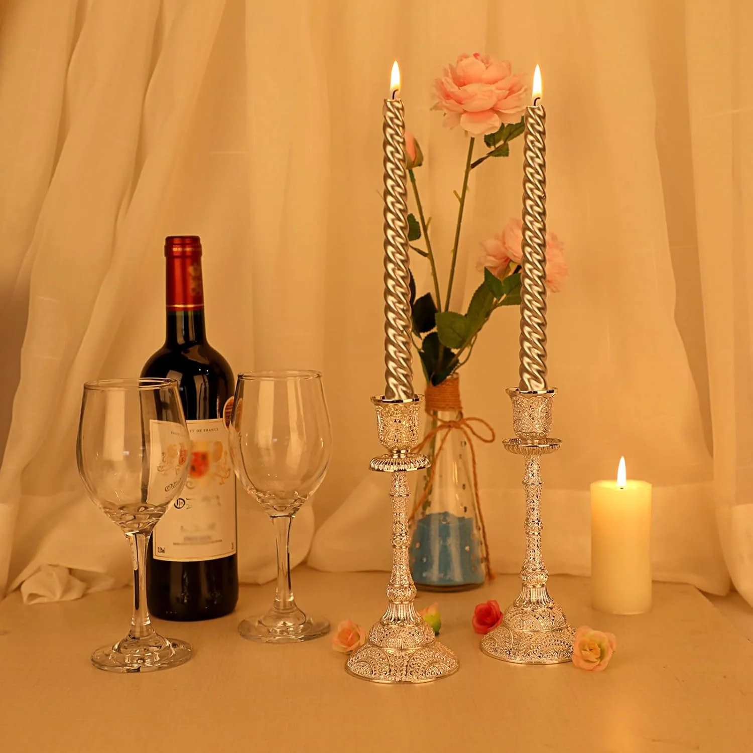 اون‌مای ست 2 عددی شمعدان مخروطی فلزی، شمعدان‌های پایه دار وینتیج 7.4 اینچی، شمعدان‌های برنجی شیک، دکوراسیون ست شمعدان برای میز غذاخوری، دکوراسیون عروسی و منزل، نقره‌ای