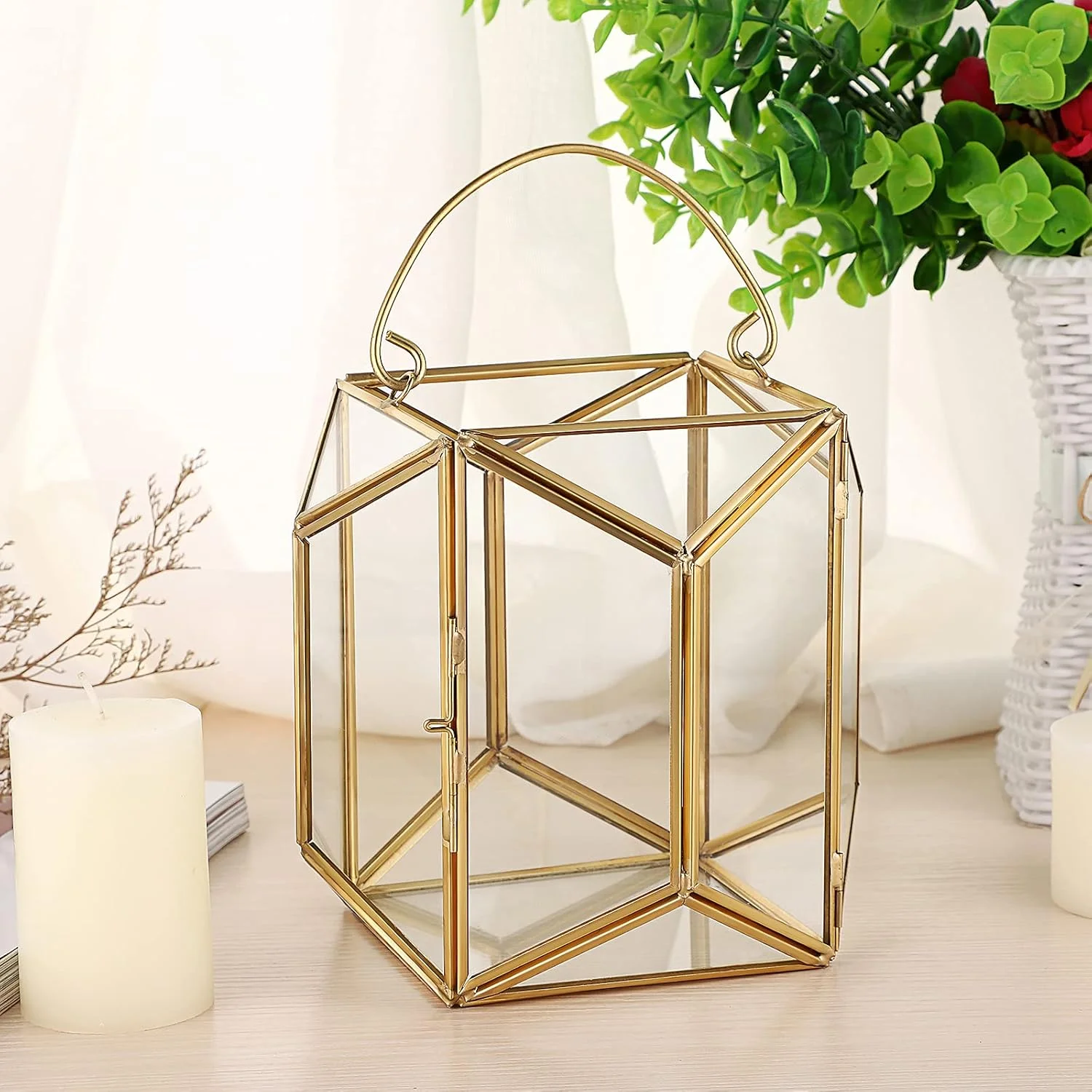 جاشمعی فانوسی تزیینی OwnMy، پایه شمع طلایی، فانوس شمع هندسی، پایه شمع فلزی با دسته، گلدان تراریوم شیشه ای، جاشمعی برای تزیین میز عروسی، متوسط جاشمعی فانوسی تزیینی OwnMy، پایه شمع طلایی، فانوس شمع هندسی، پایه شمع فلزی با دسته، گلدان تراریوم شیشه ای، جاشمعی برای تزیین میز عروسی، متوسط