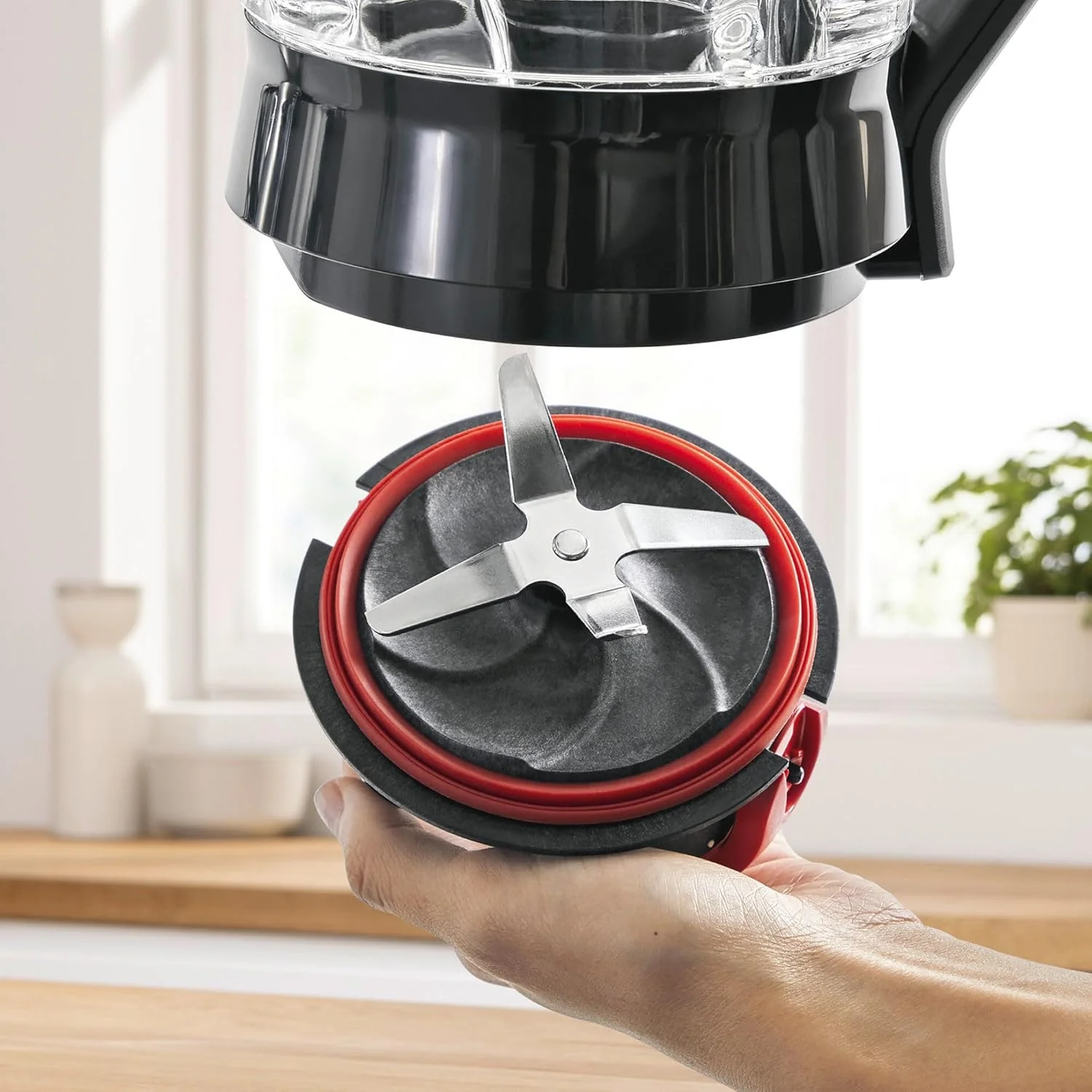 مخلوط کن بوش VitaPower Serie | 4 1200 وات نقره ای، MMB6174SG مخلوط کن بوش VitaPower Serie | 4 1200 وات نقره ای، MMB6174SG