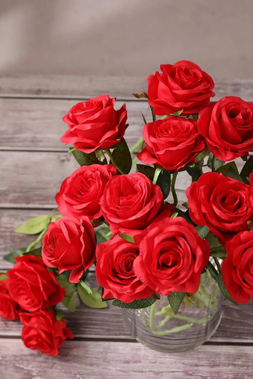 لویه، بسته 10 عددی گل رز مصنوعی قرمز، گل های رز ابریشمی مصنوعی با ساقه، دسته گل برای عروسی، مهمانی، دکوراسیون منزل (قرمز)