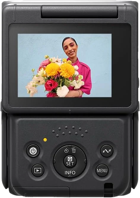 دوربین ولاگ کانن PowerShot V10 برای تولیدکنندگان محتوا، لنز واید 19 میلی‌متری، سنسور CMOS 1 اینچی، ویدیوی 4K، ردیابی چهره، میکروفون داخلی، تثبیت‌کننده تصویر، وب‌کم، پخش زنده، نقره‌ای