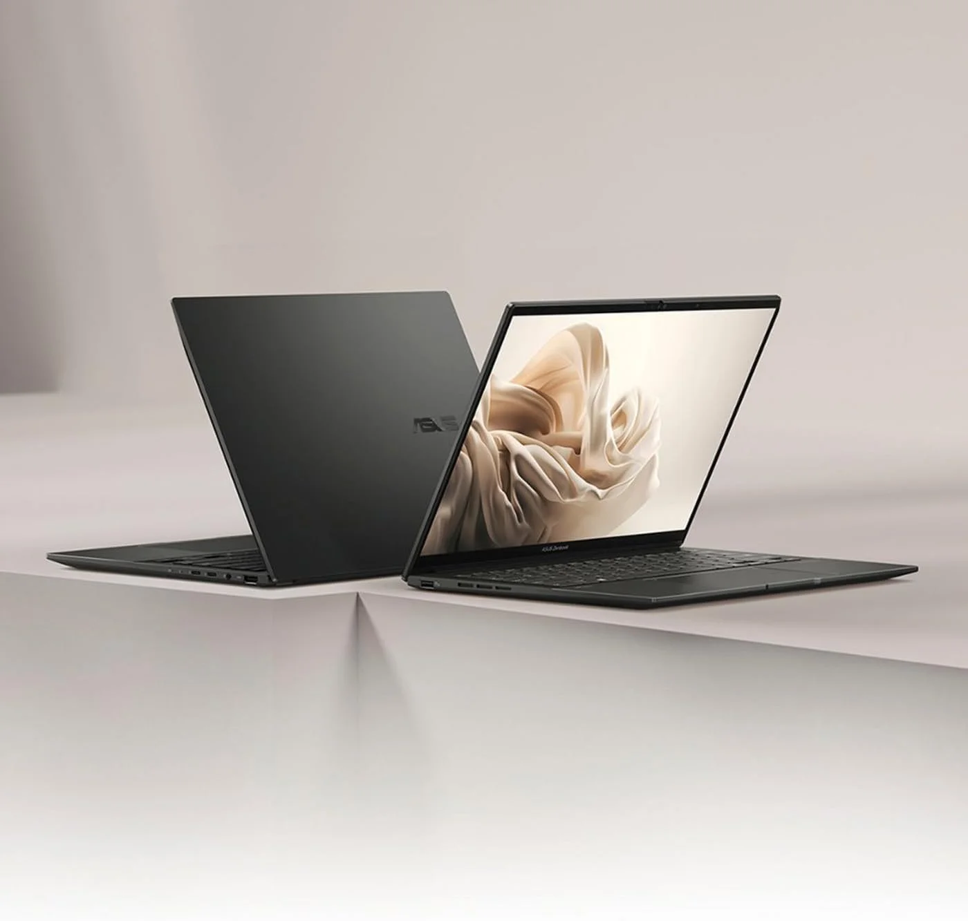 لپ تاپ ASUS Zenbook، صفحه نمایش لمسی 14 اینچی WUXGA OLED، پردازنده Intel Core Ultra 7-155H (تا 4.8 گیگاهرتز)، گرافیک Intel Arc، رم 16 گیگابایتی، 1 ترابایت PCIe 4.0، WiFi 6E، کیبورد با نور پس زمینه، TB 4، کابل PDG HDMI، ویندوز 11 پرو لپ تاپ ASUS Zenbook، صفحه نمایش لمسی 14 اینچی WUXGA OLED، پردازنده Intel Core Ultra 7-155H (تا 4.8 گیگاهرتز)، گرافیک Intel Arc، رم 16 گیگابایتی، 1 ترابایت PCIe 4.0، WiFi 6E، کیبورد با نور پس زمینه، TB 4، کابل PDG HDMI، ویندوز 11 پرو