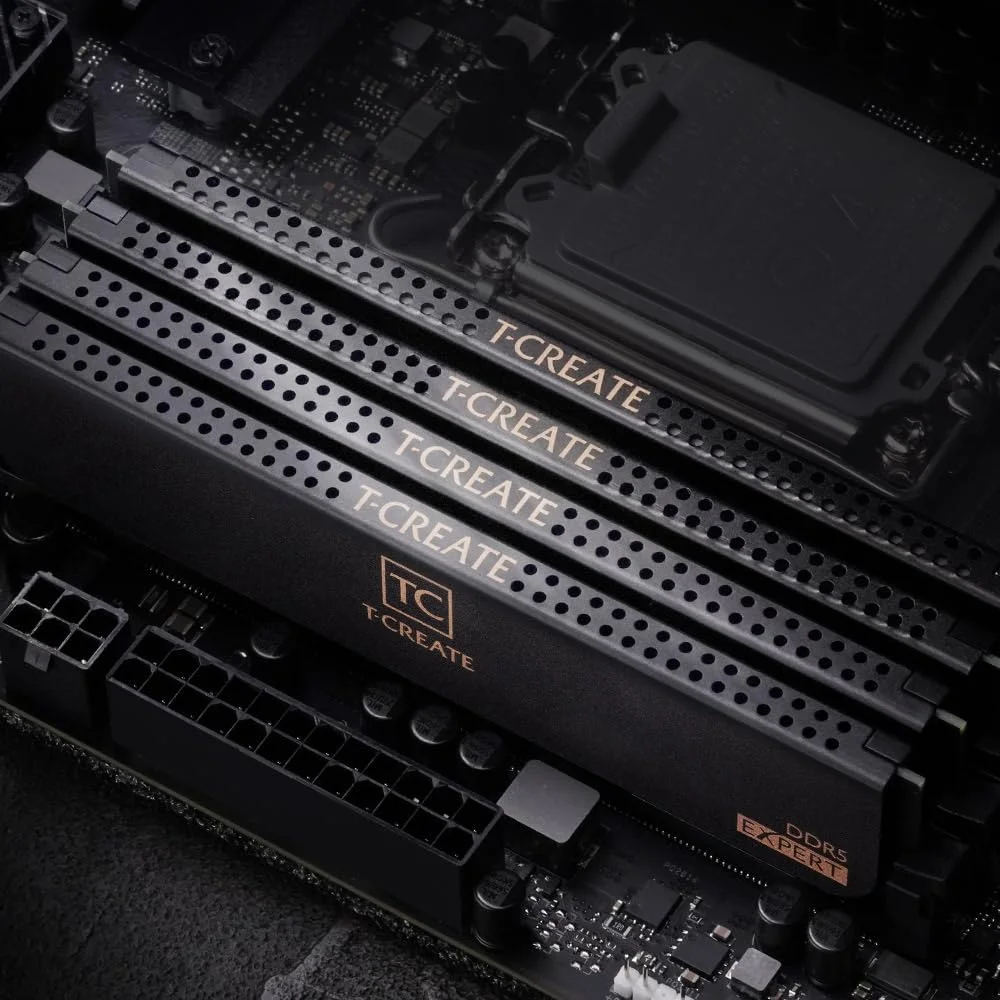 کیت رم دسکتاپ 32 گیگابایتی TEAMGROUP T-Create Expert Overclocking 10L DDR5 (2x16GB) 6000MHz (PC5-48000) CL38-46-46-76 سازگار با Intel XMP 3.0 و AMD Expo، ماژول حافظه رم سفید - CTCWD532G6000HC38GDC01 کیت رم دسکتاپ 32 گیگابایتی TEAMGROUP T-Create Expert Overclocking 10L DDR5 (2x16GB) 6000MHz (PC5-48000) CL38-46-46-76 سازگار با Intel XMP 3.0 و AMD Expo، ماژول حافظه رم سفید - CTCWD532G6000HC38GDC01