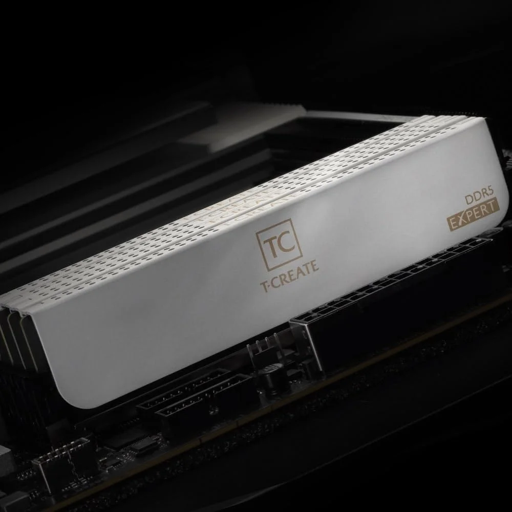 کیت رم دسکتاپ 32 گیگابایتی TEAMGROUP T-Create Expert Overclocking 10L DDR5 (2x16GB) 6000MHz (PC5-48000) CL38-46-46-76 سازگار با Intel XMP 3.0 و AMD Expo، ماژول حافظه رم سفید - CTCWD532G6000HC38GDC01 کیت رم دسکتاپ 32 گیگابایتی TEAMGROUP T-Create Expert Overclocking 10L DDR5 (2x16GB) 6000MHz (PC5-48000) CL38-46-46-76 سازگار با Intel XMP 3.0 و AMD Expo، ماژول حافظه رم سفید - CTCWD532G6000HC38GDC01