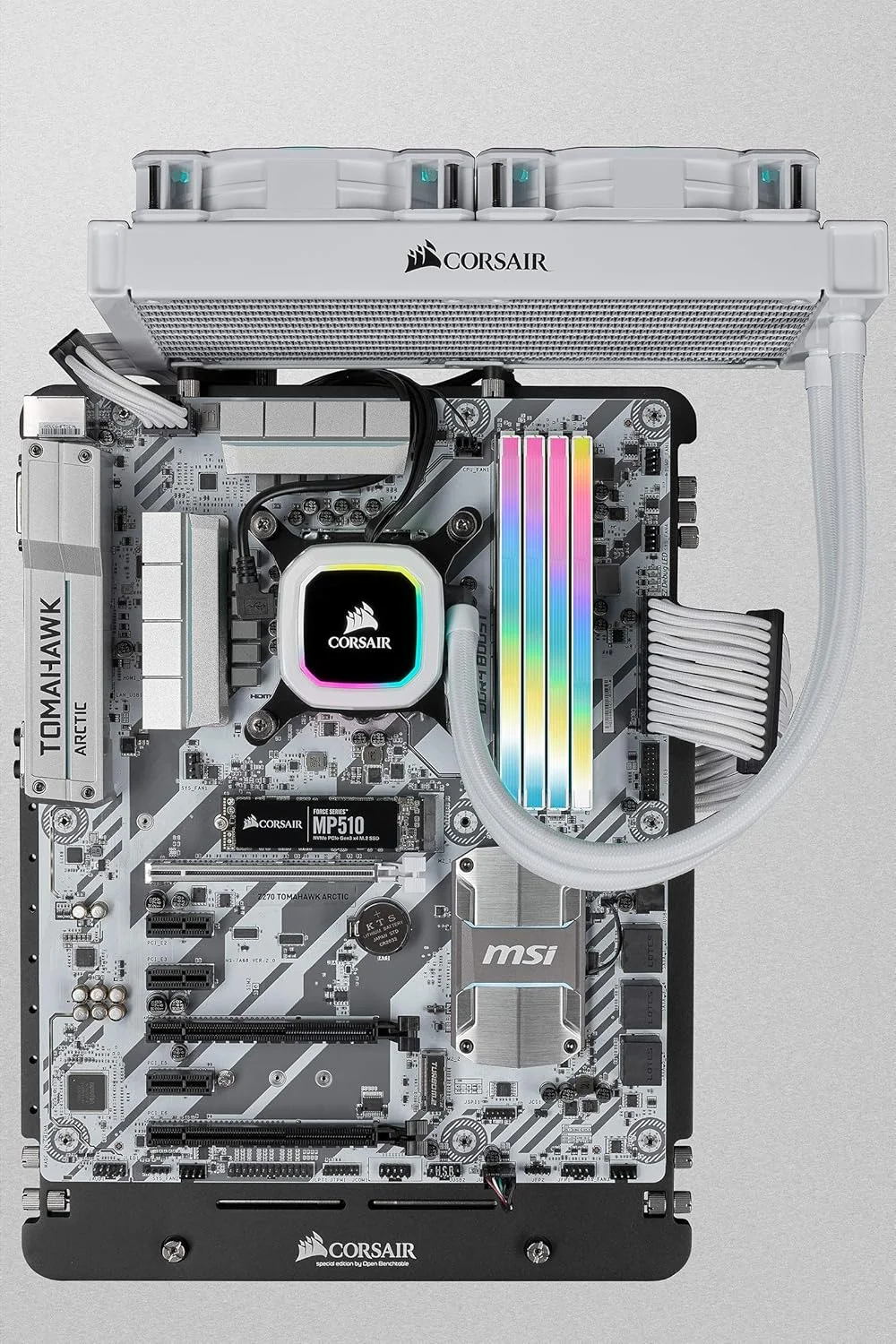 رم کامپیوتر CORSAIR VENGEANCE RGB PRO SL 32GB (4x8GB) DDR4 3600 (PC4-28800) C18 1.35V - سفید