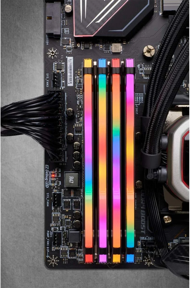 رم دسکتاپ 32 گیگابایتی (4x8GB) Corsair Vengeance RGB Pro DDR4 4266 (PC4-34100) C19 - مشکی رم دسکتاپ 32 گیگابایتی (4x8GB) Corsair Vengeance RGB Pro DDR4 4266 (PC4-34100) C19 - مشکی